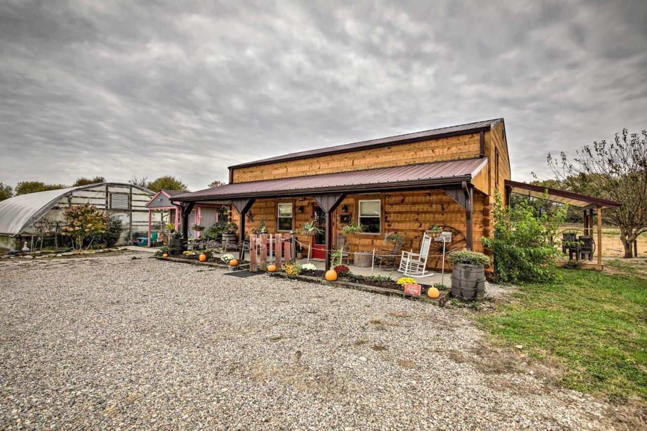 The Bovard Lodge Rustic Cabin Near Ohio River! Florence Bagian luar foto